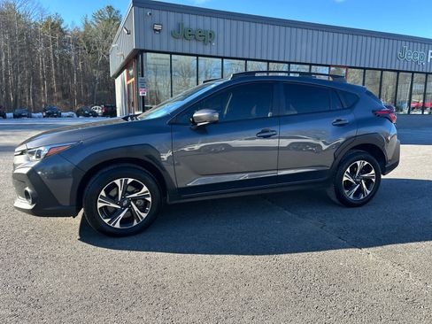 Used 2024 Subaru Crosstrek 2.0i Premium image 13