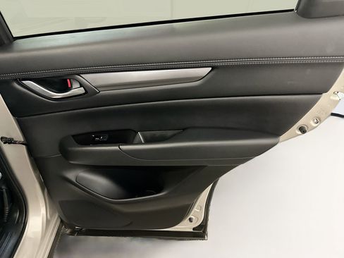 Used 2025 MAZDA CX-5 AWD 2.5 S w/ Select Package image 31