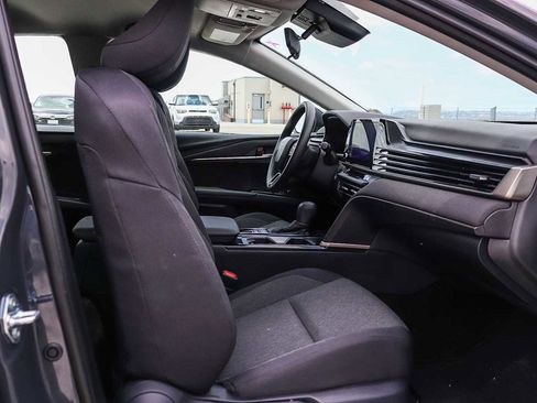 Used 2026 Toyota Camry LE FWD image 15