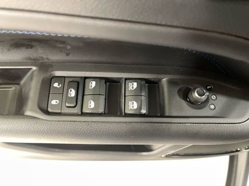 New 2026 Jeep Compass Latitude AWD/4WD image 13