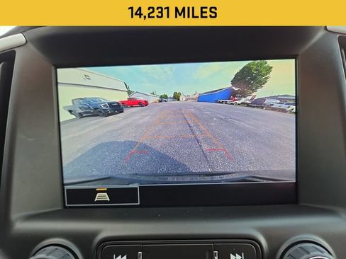 Used 2024 GMC Terrain SLT w/ LPO, Floor Liner Package AWD/4WD image 4