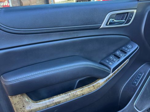 Used 2016 GMC Yukon Denali w/ Open Road Package image 6