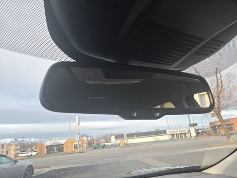 Used 2025 Nissan Rogue SL image 24