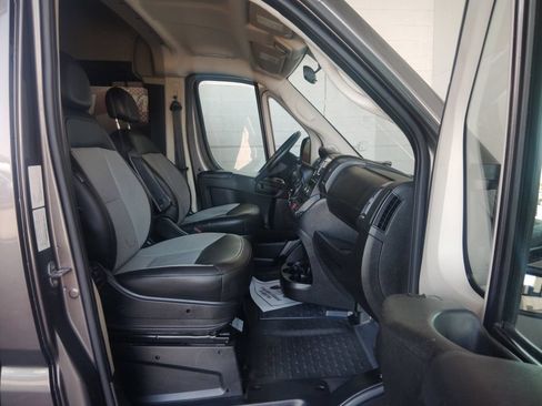 Used 2019 RAM ProMaster 2500 FWD image 12