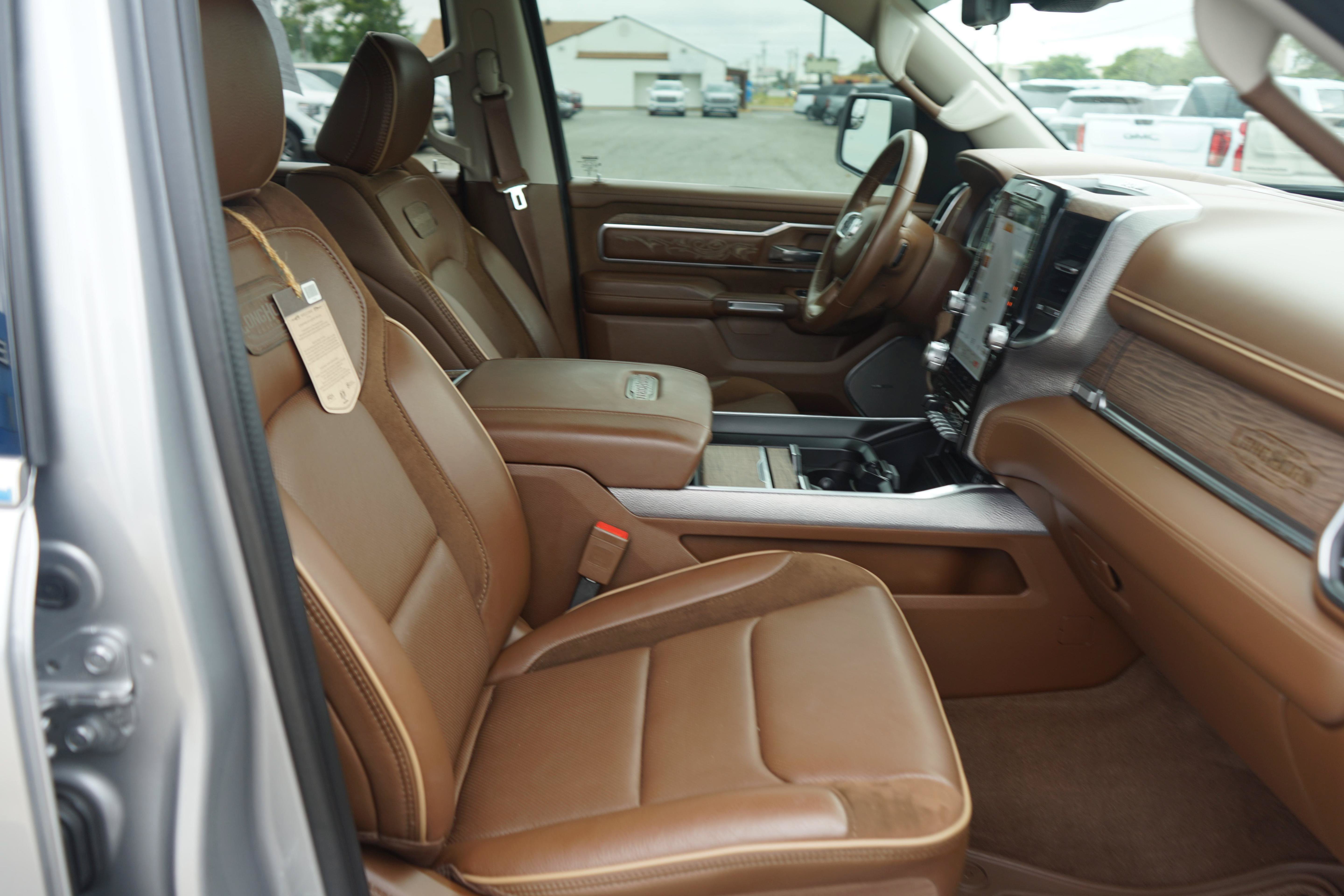 Used 2024 RAM 1500 Limited AWD/4WD image 23