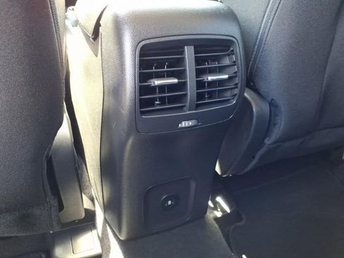 Certified 2023 Ford Escape Active AWD/4WD image 25