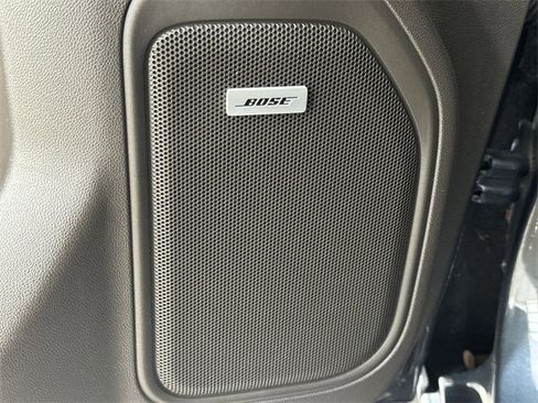 Used 2020 GMC Sierra 1500 SLT w/ SLT Premium Plus Package image 24