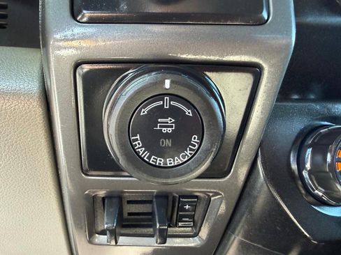 Used 2020 Ford F150 XLT w/ Equipment Group 301A Mid RWD image 39