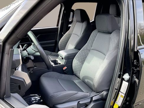 Used 2025 Toyota Tacoma SR5 image 18