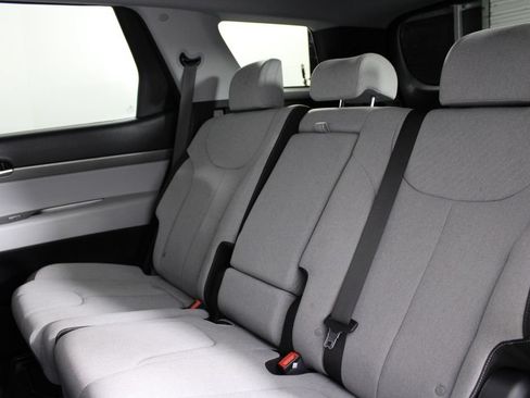 Certified 2025 Hyundai Palisade SE FWD image 20