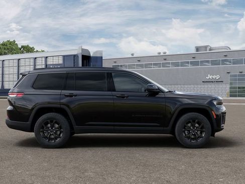 New 2026 Jeep Grand Cherokee L 4WD image 21