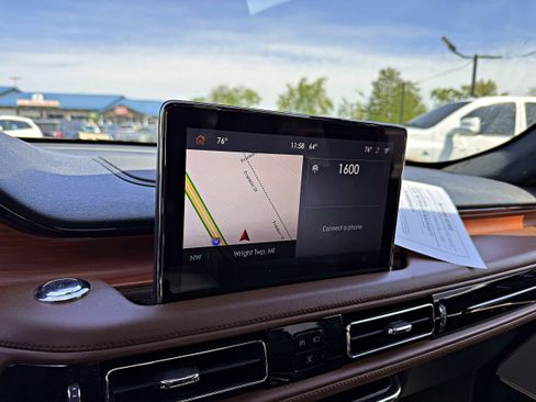 Used 2020 Lincoln Aviator Reserve w/ Equipment Group 201A AWD/4WD image 16