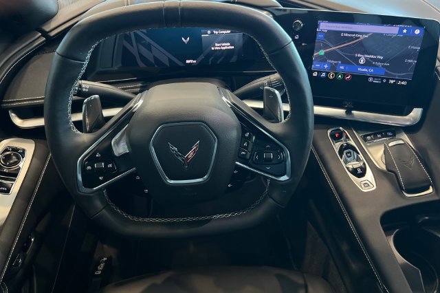 Used 2023 Chevrolet Corvette Stingray Preferred Cpe w/ Z51 Performance Package RWD image 16