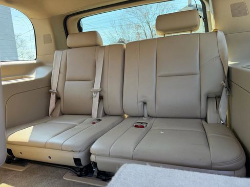 Used 2012 GMC Yukon Denali image 9