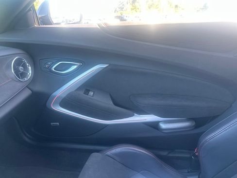 Used 2017 Chevrolet Camaro ZL1 RWD image 26