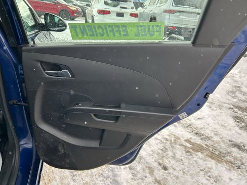 Used 2014 Chevrolet Sonic LT w/ Fun and Sun Package image 15