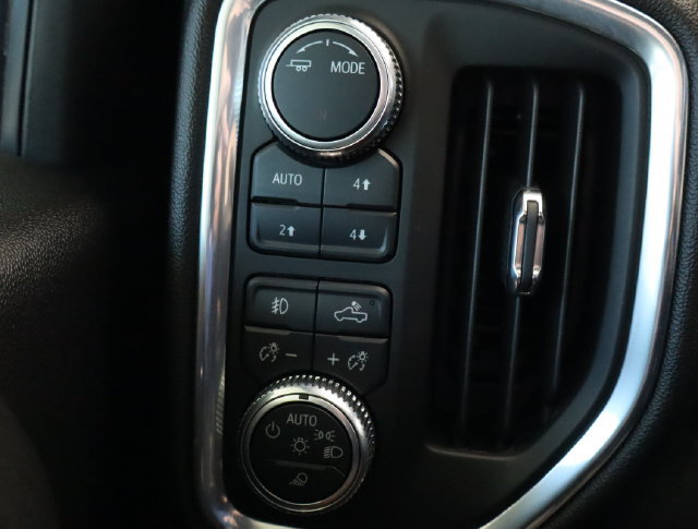 Used 2023 GMC Sierra 2500 Denali w/ Denali Ultimate Package AWD/4WD image 30