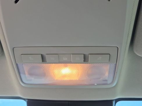 Certified 2022 Buick Encore Preferred w/ Safety Package image 31