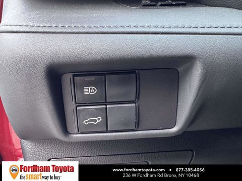 Used 2022 Toyota Highlander XSE image 20