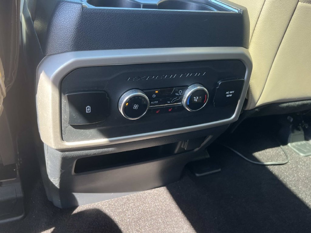 Used 2023 Ford Expedition Max Limited RWD image 24