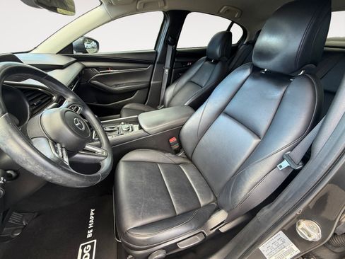 Used 2019 MAZDA MAZDA3 AWD Sedan w/ Select Package image 10