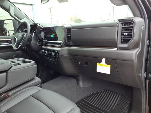 New 2026 Chevrolet Silverado 2500 LT w/ Leather Package image 12