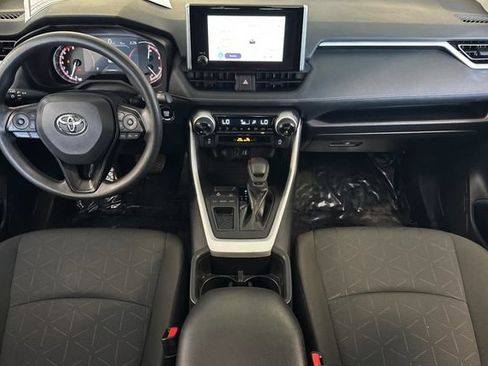 Used 2024 Toyota RAV4 XLE FWD image 17