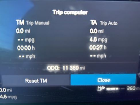 Used 2025 Volvo XC90 B5 Plus image 19