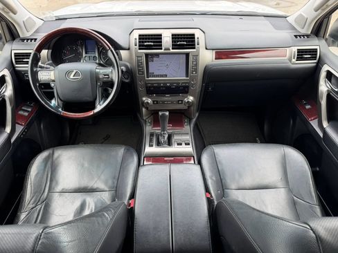 Used 2016 Lexus GX 460 w/ Premium Package AWD/4WD image 19