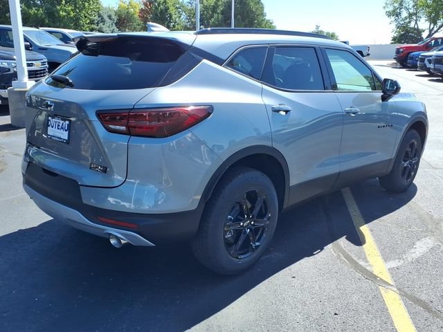 New 2026 Chevrolet Blazer LT w/ Midnight/Sport Edition AWD/4WD image 5