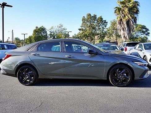 Certified 2026 Hyundai Elantra Sport FWD image 7