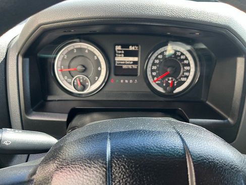 Used 2018 RAM 1500 Express w/ Express Value Package AWD/4WD image 29