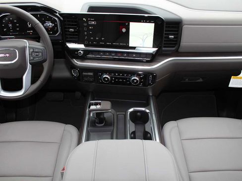 New 2026 GMC Sierra 1500 SLT w/ SLT Premium Package image 31