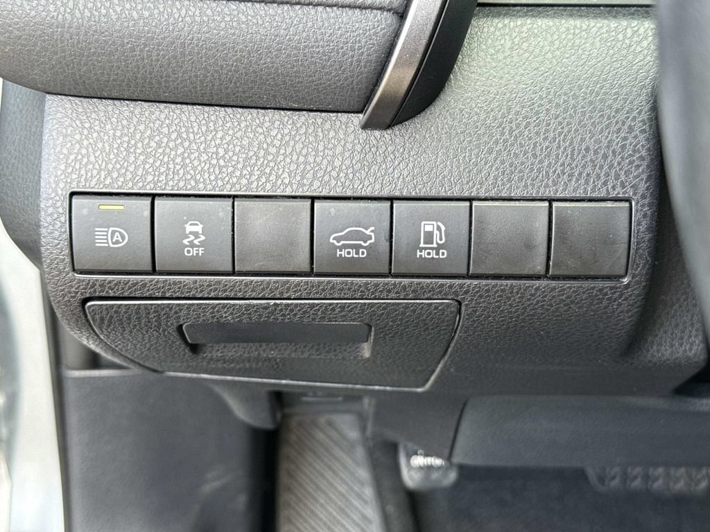 Used 2023 Toyota Camry SE FWD image 40
