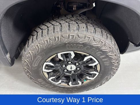 Used 2022 Chevrolet Silverado 1500 ZR2 AWD/4WD image 12
