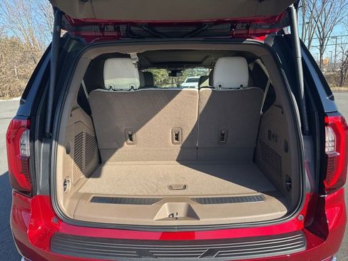 New 2026 GMC Yukon Denali w/ Sun & Power Step Package AWD/4WD image 63