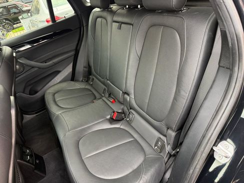 Used 2017 BMW X1 xDrive28i AWD/4WD image 7
