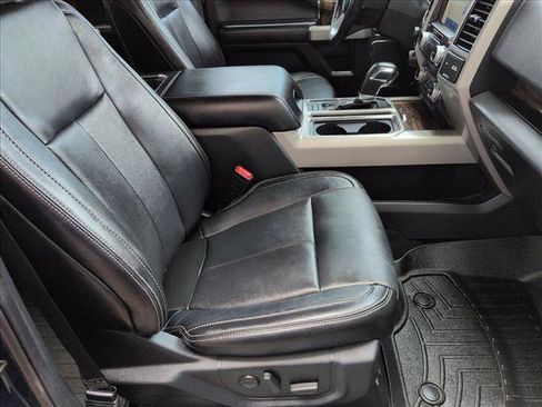 Used 2019 Ford F150 Lariat w/ Equipment Group 502A Luxury AWD/4WD image 27