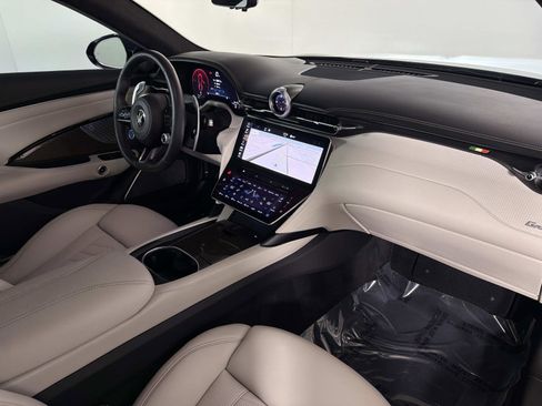 Used 2024 Maserati GranTurismo Trofeo image 29