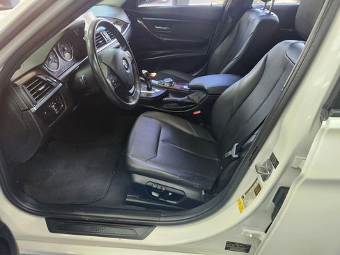 Used 2015 BMW 320i Sedan image 16