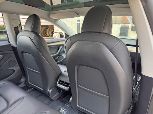 Used 2022 Tesla Model 3 RWD image 34