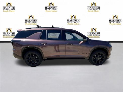 Used 2024 Chevrolet Traverse RS FWD image 6