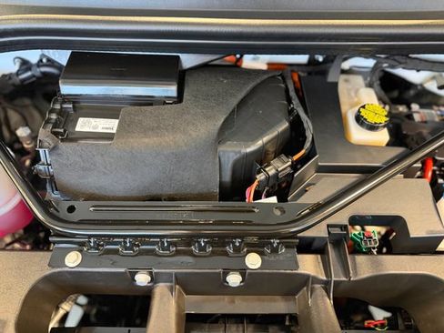 Used 2022 Volkswagen ID.4 Pro RWD image 34