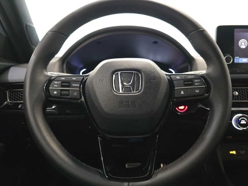 Used 2024 Honda Civic Sport image 11