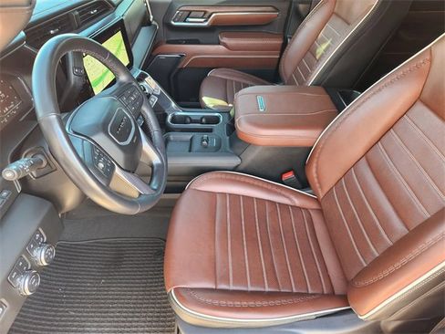 Used 2024 GMC Sierra 2500 Denali Ultimate w/ Max Trailering Package image 13