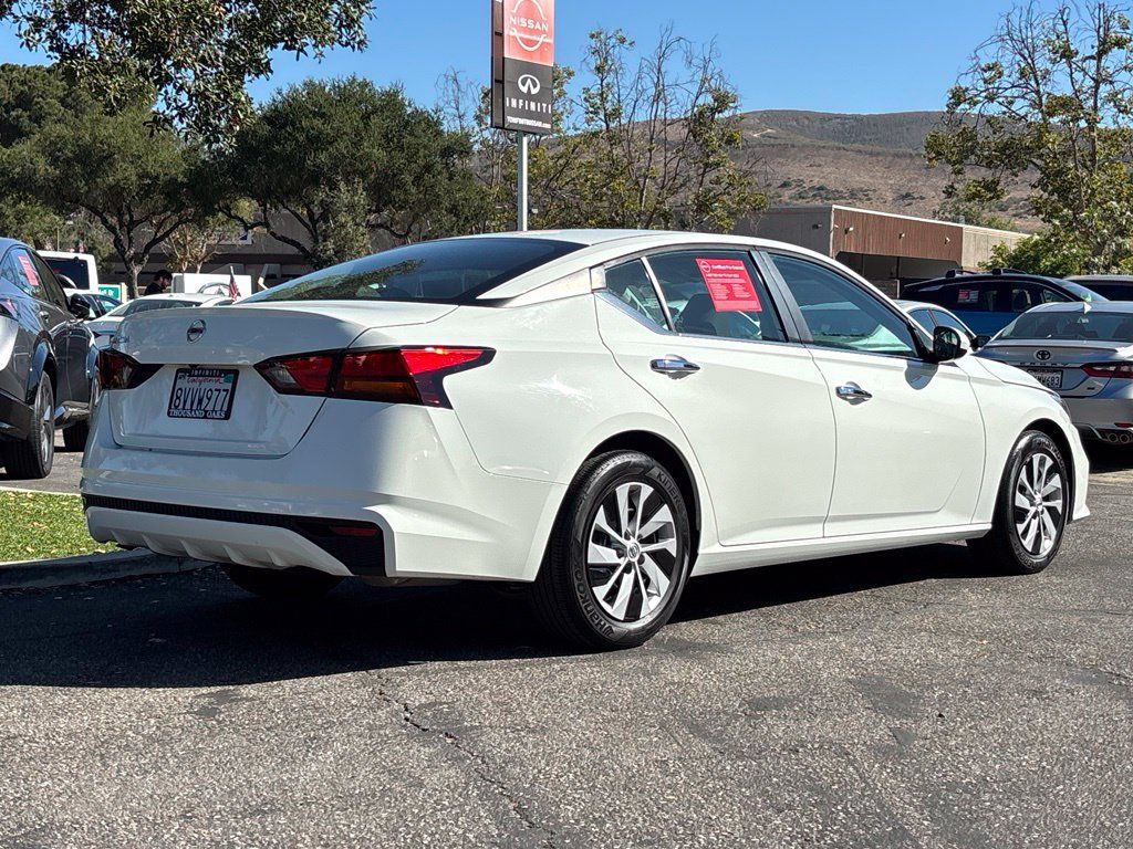 Certified 2021 Nissan Altima 2.5 S FWD image 6