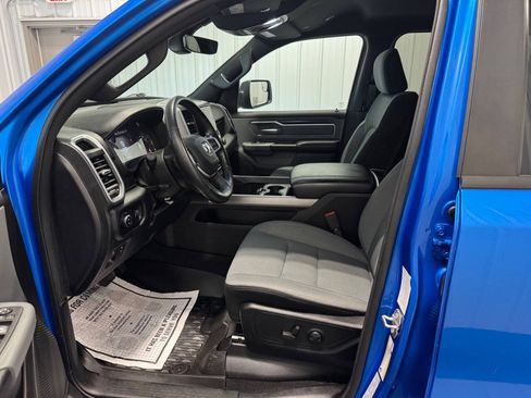 Used 2022 RAM 1500 Big Horn AWD/4WD image 9