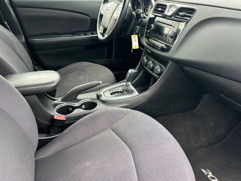 Used 2013 Chrysler 200 Touring w/ Cold Weather Group image 15