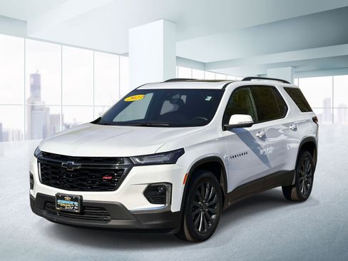 Used 2023 Chevrolet Traverse RS w/ LPO, Cargo Package AWD/4WD image 1