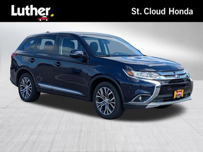 Used 2017 Mitsubishi Outlander SE